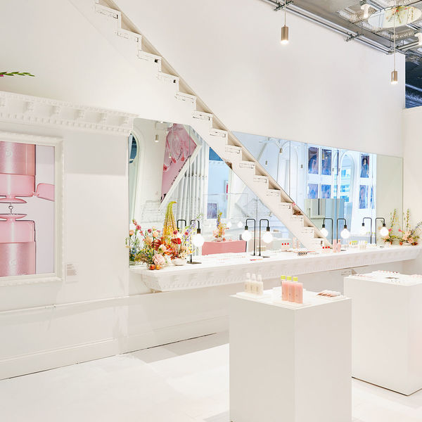 Glossier's Chicago Pop-Up Store