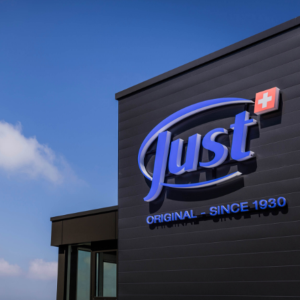 JUST Schweiz AG nutzt POP UP SHOPS, um landesweit Verkaufsflächen für ihr Netzwerk an Verkaufsberaterinnen und -beratern zu buchen, heute präsent an 33 Standorten in allen drei Sprachregionen der Schweiz.