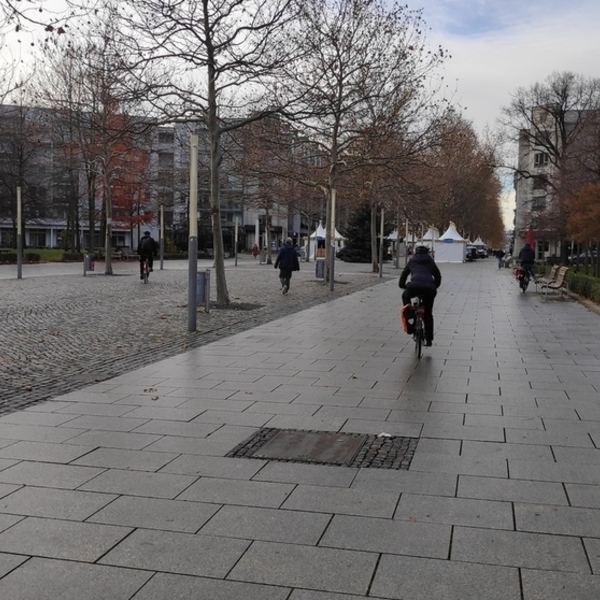 Jorge-Gomondai-Platz 