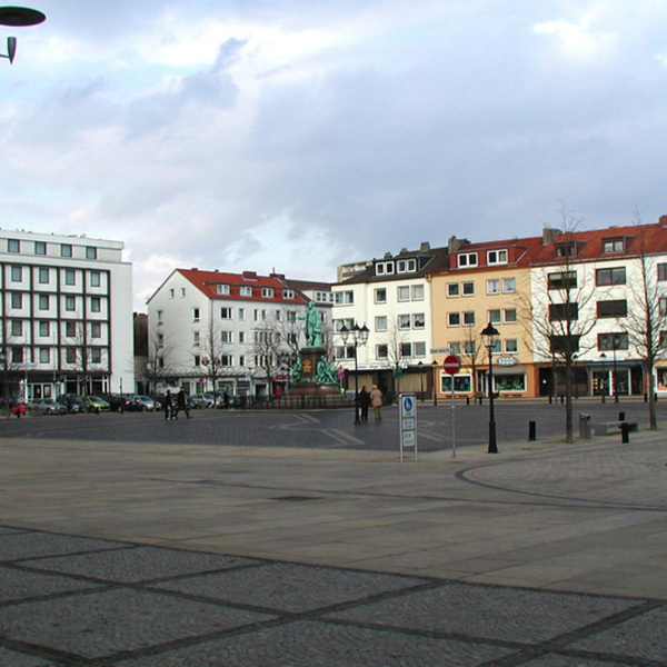 Theodor-Heuss-Platz