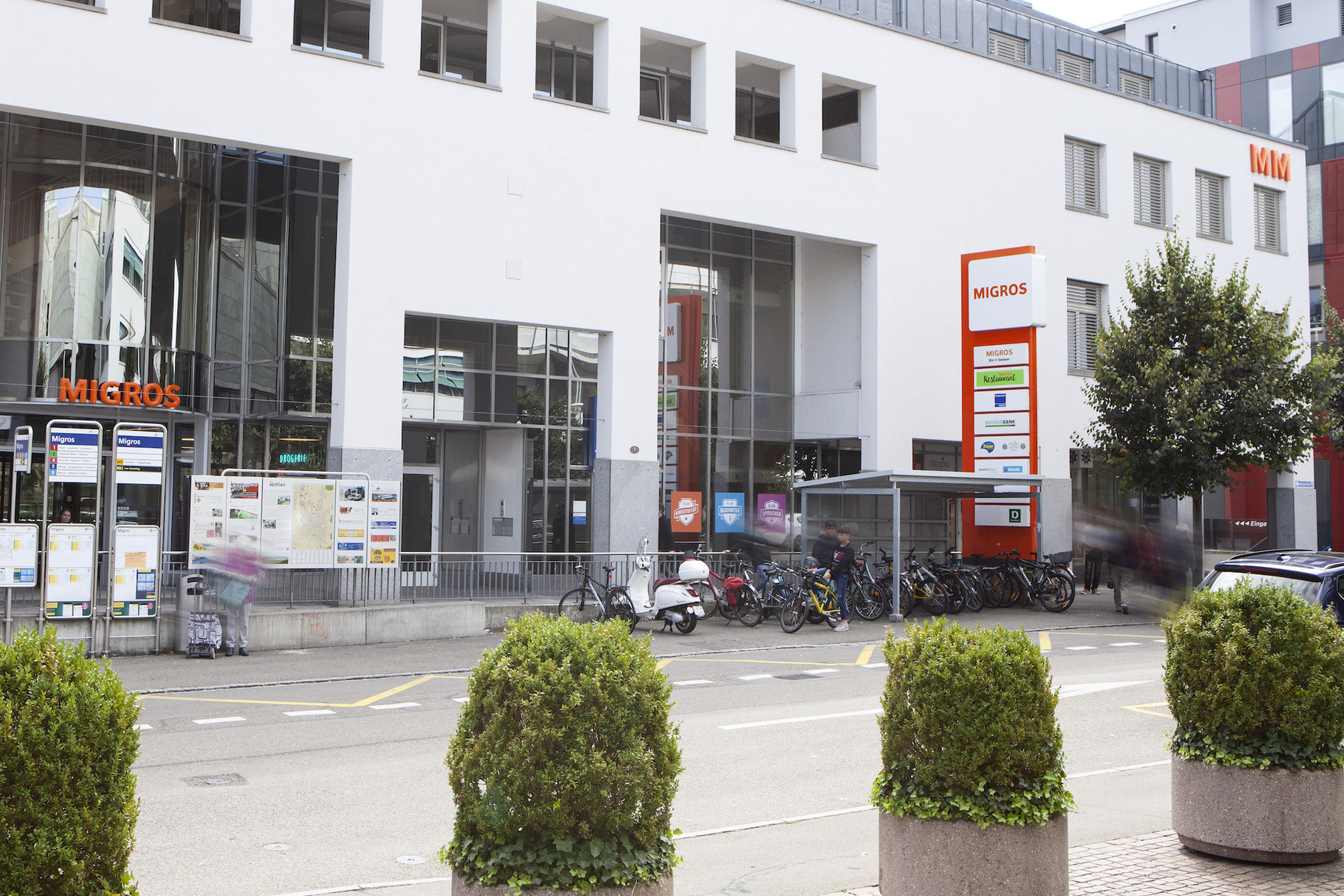 Migros Wohlen  - Shopping Center
