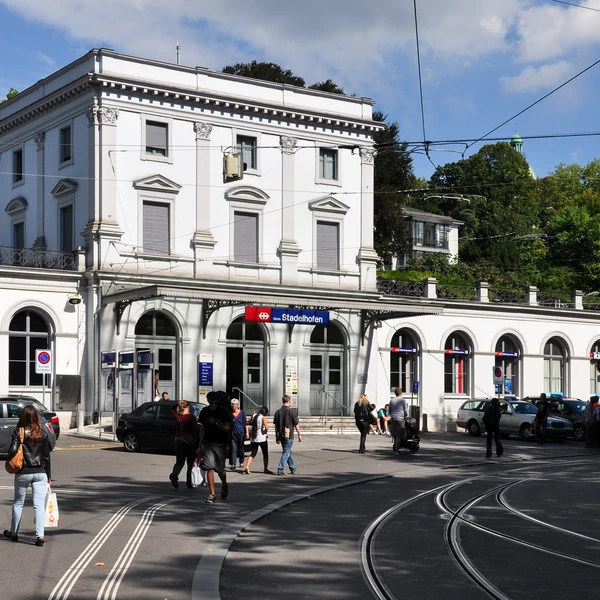 Zürich Stadelhofen Bahnhof 