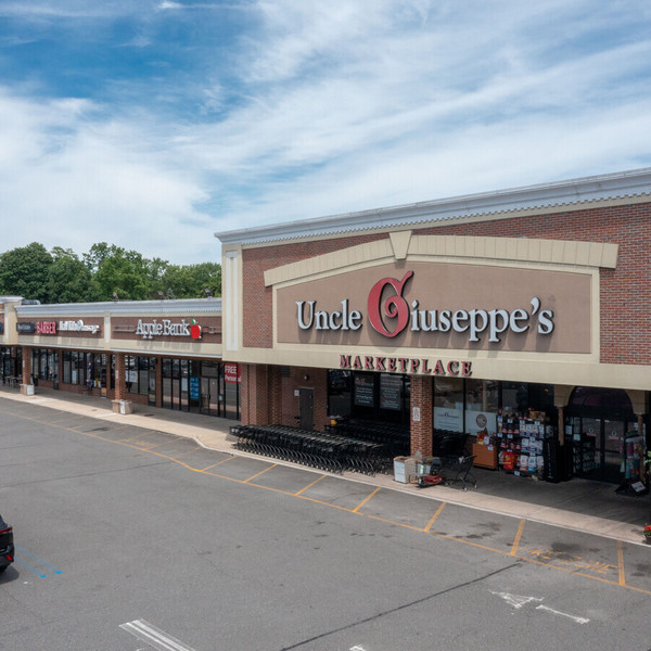 Hauppauge Shopping Center