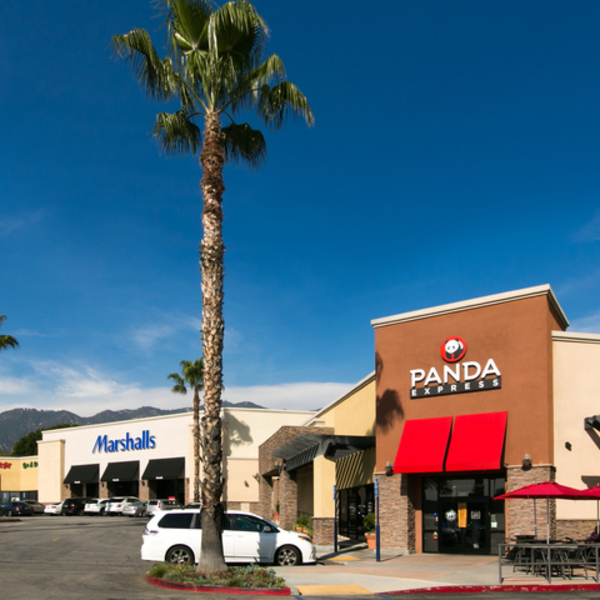 Hastings Ranch Plaza