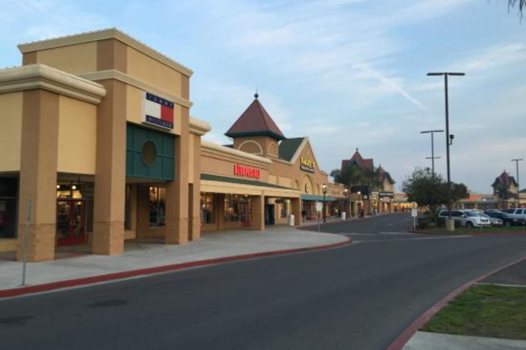 Forever 21 at Tulare Outlet Center to open this weekend - ABC30 Fresno