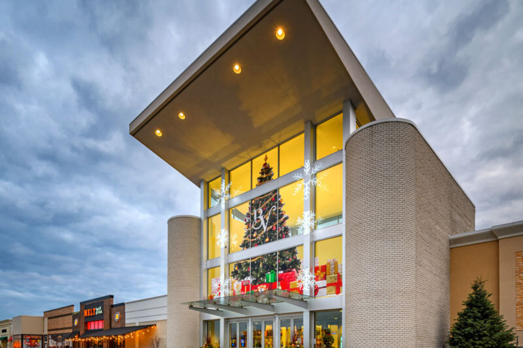 Pandora belden village on sale mall