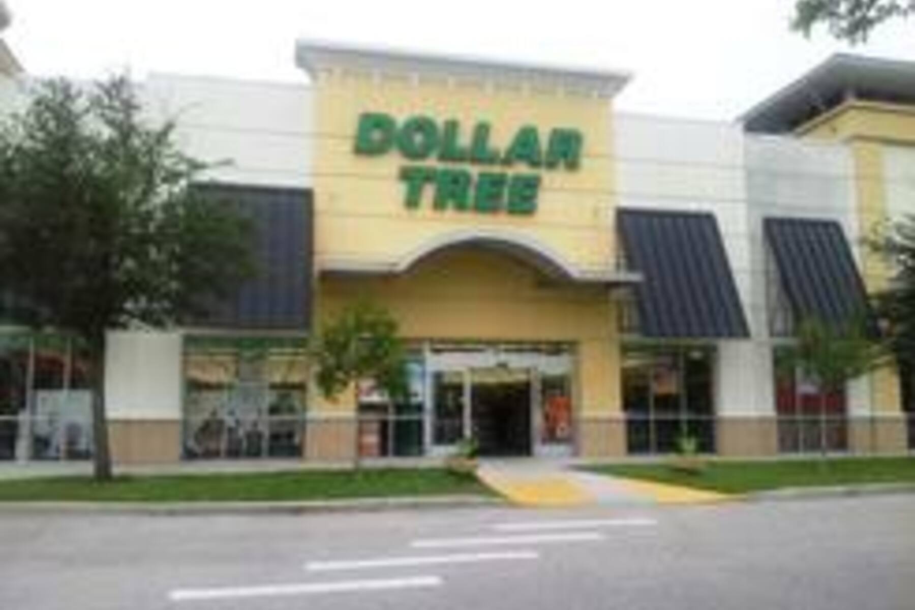 Louez un espace, lancez votre idée. POP UP SHOPS