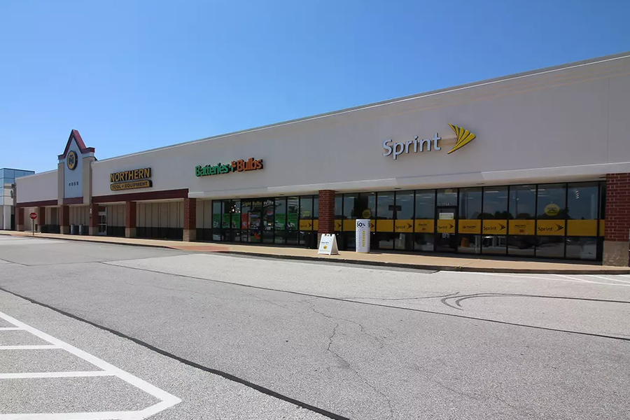 Cave Springs Shopping Center