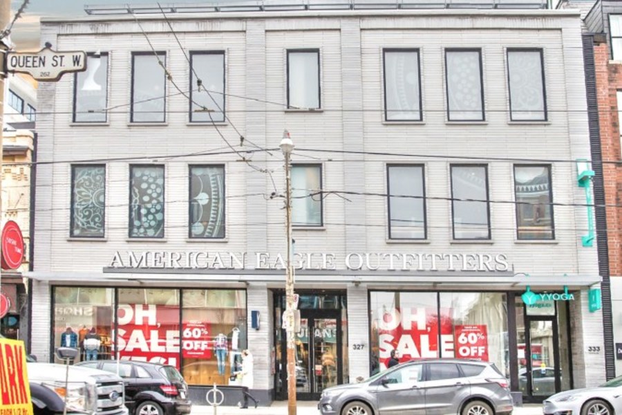 H&m queen and spadina best sale