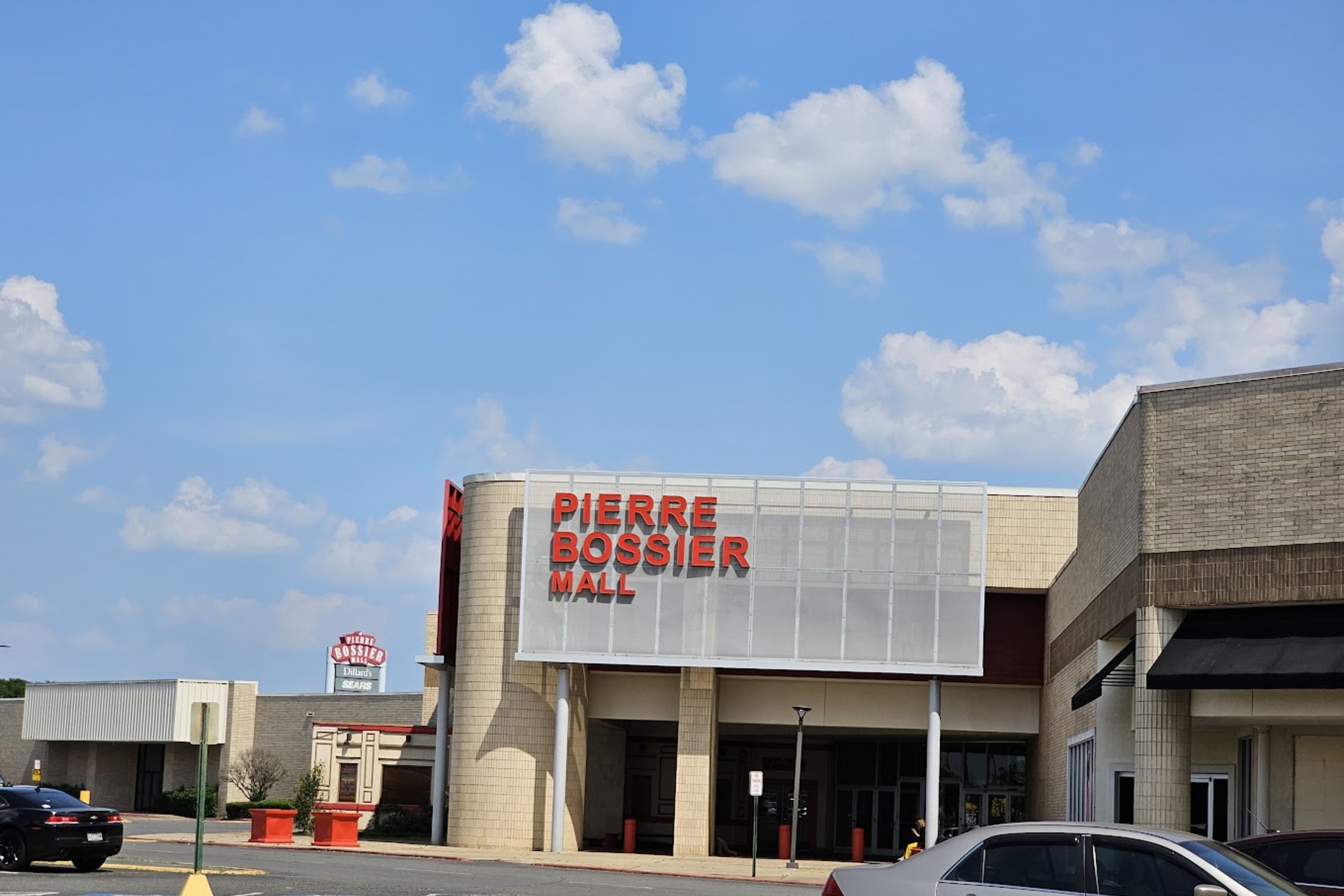 Pierre Bossier Mall - Shopping Center