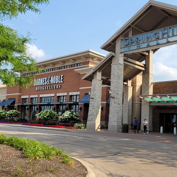 Spring Hill Mall