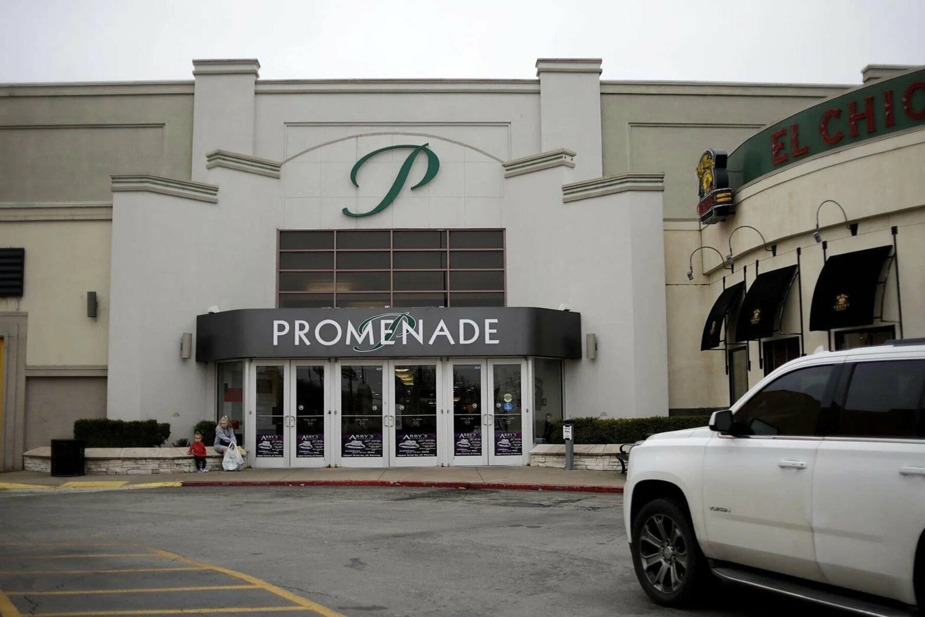 Louez un espace, lancez votre idée. POP UP SHOPS