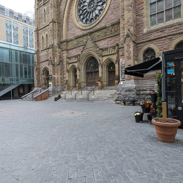 481 Saint-Catherine Street West, Montreal