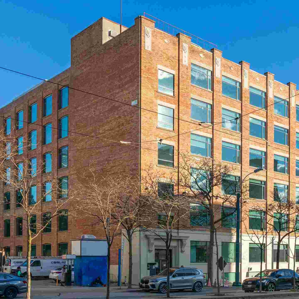 185 Spadina Avenue, Toronto