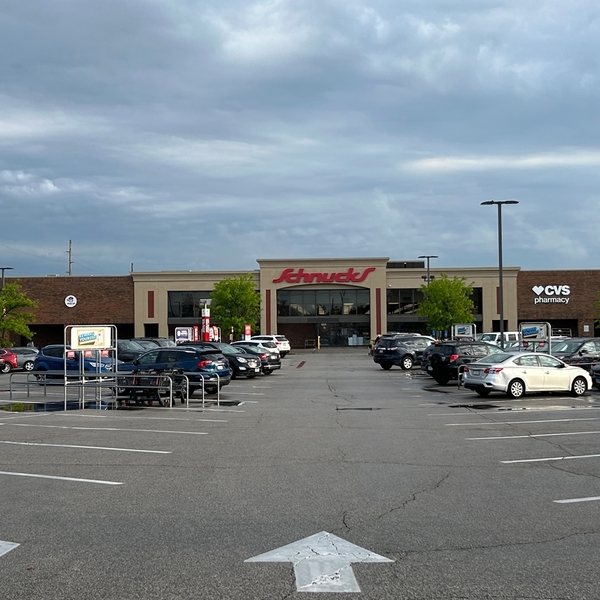 Brentwood Plaza