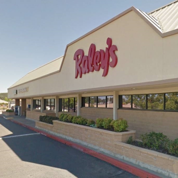 Raley's Supermarket