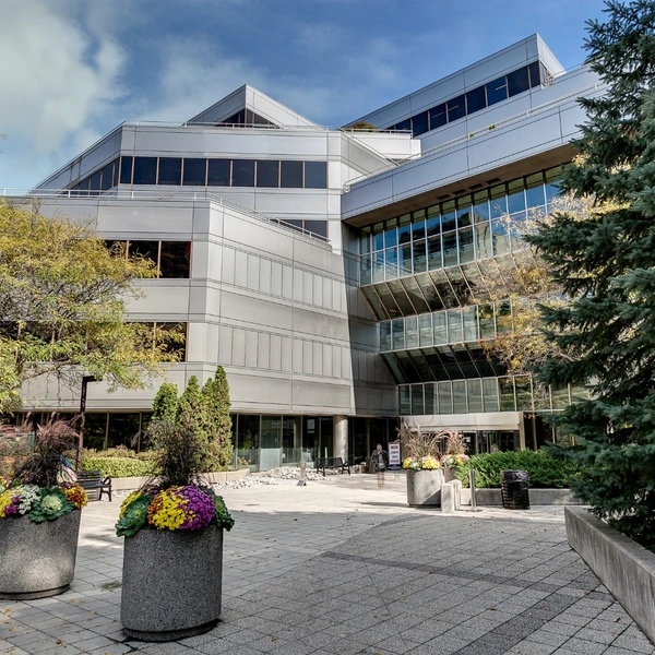 90 Sheppard Avenue East, Toronto