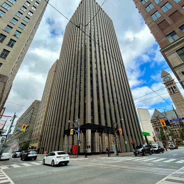 390 Bay Street, Toronto