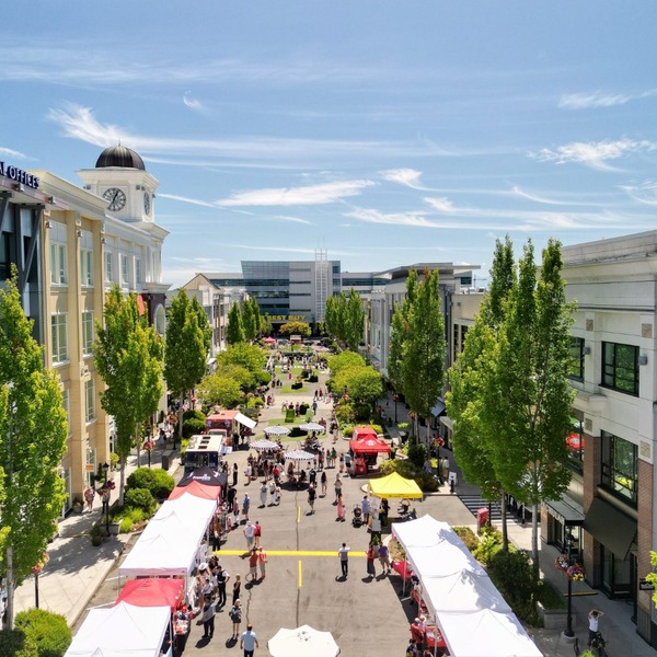 Uptown Shopping Centre, Victoria