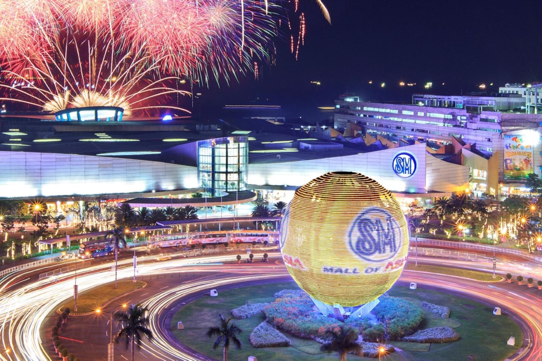 tourist attractions near mall of asia