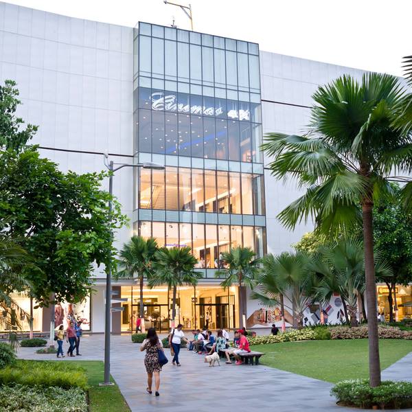 Premium retail and lifestyle destination in the heart of Bonifacio Global City (BGC),