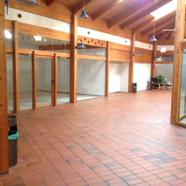 Ladenfläche in kleinem Center