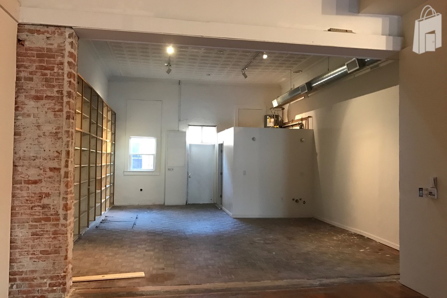 Restrooms & Shelving