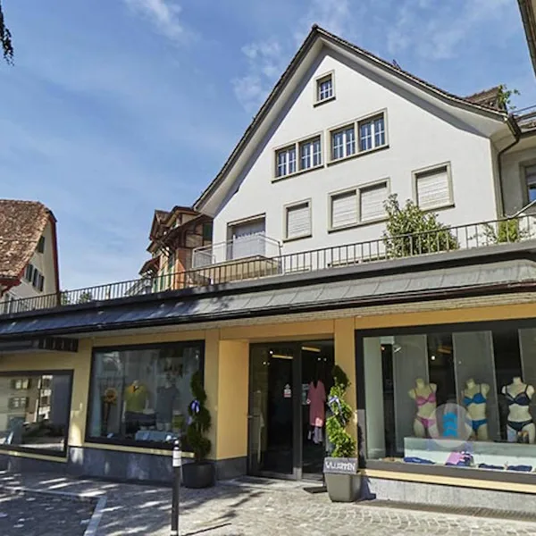 erster Pop up in Schwyz (Kantonshauptort)