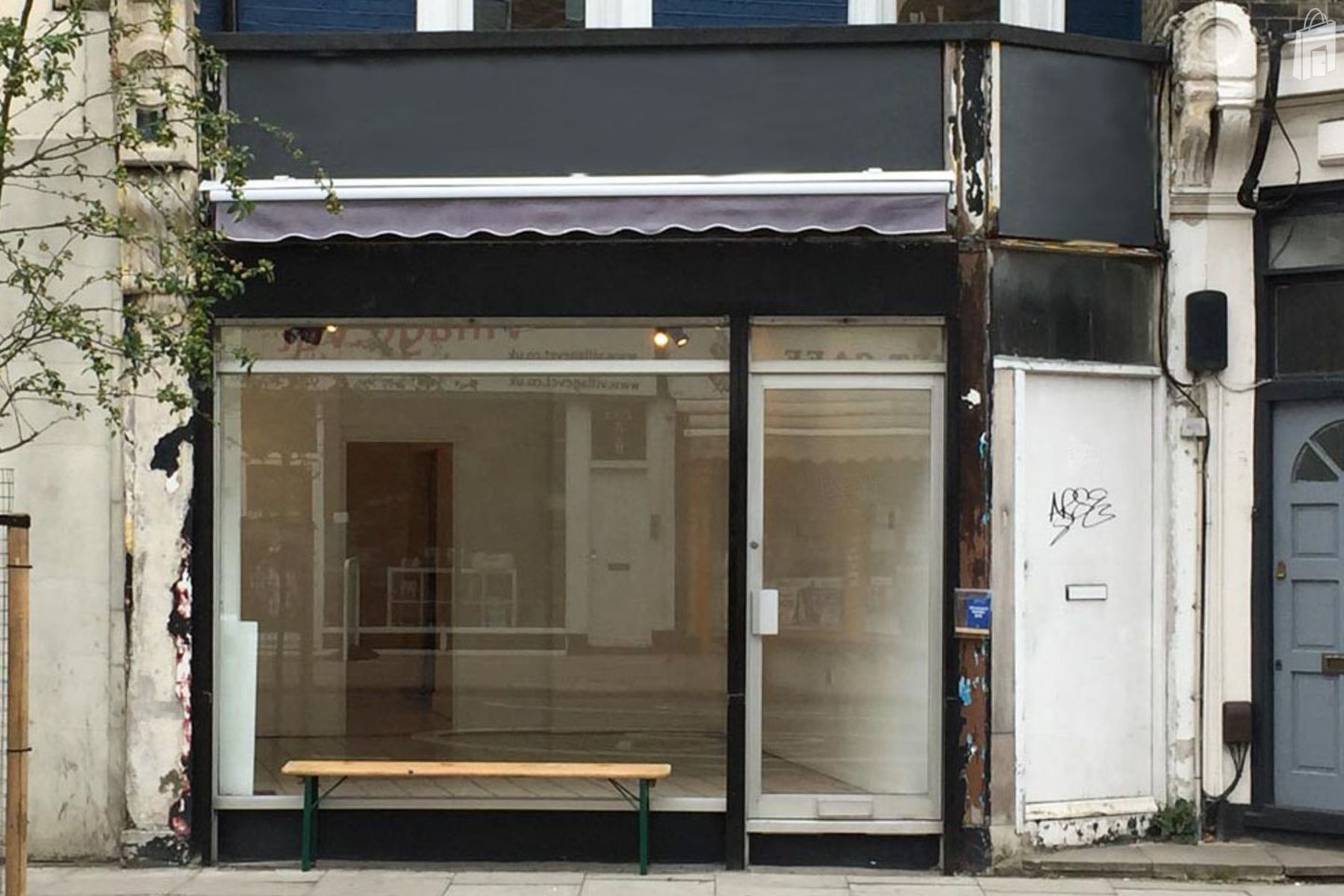 Clean Space in North in Greater London - rent this pop up shop on POPUPSHOPS.com.