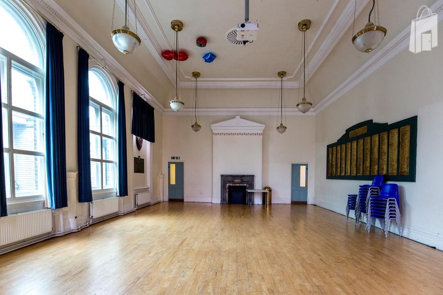 Showroom Near Belsize Park