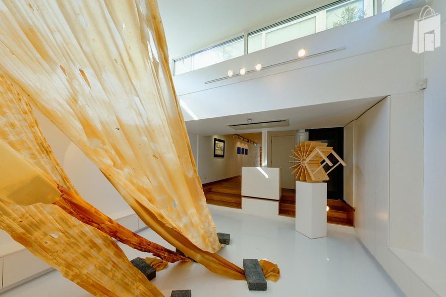 Pop-Up Gallery in Notting Hill