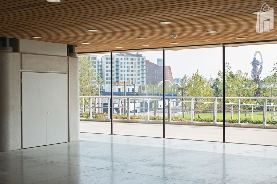 CONCOURSE PODS AT LEE VALLEY VELOPARK