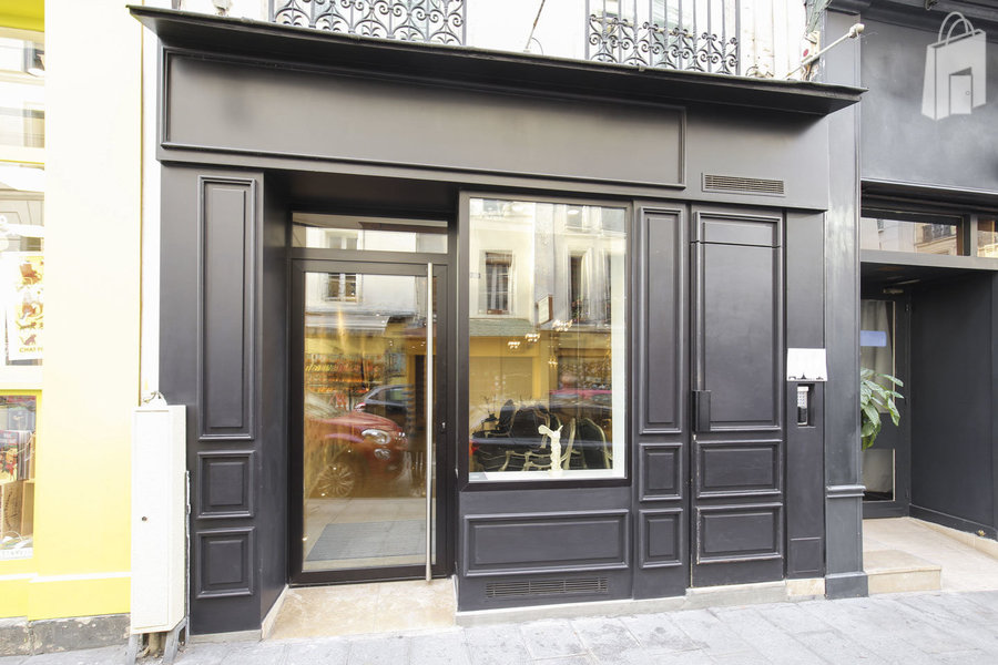 Pop-Up Store in Louvre-Rivoli