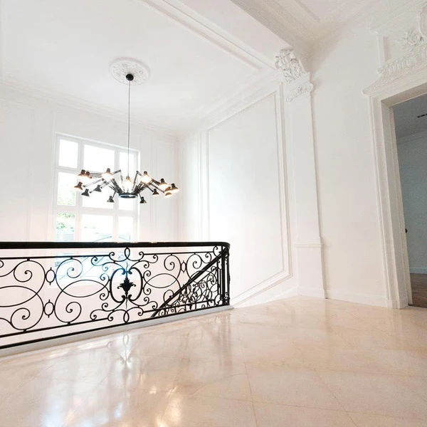 Exceptional Boutique in Invalides 