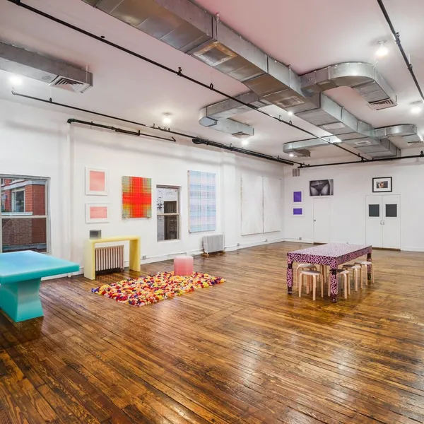 Classic Art Gallery Loft in Heart of Chelsea