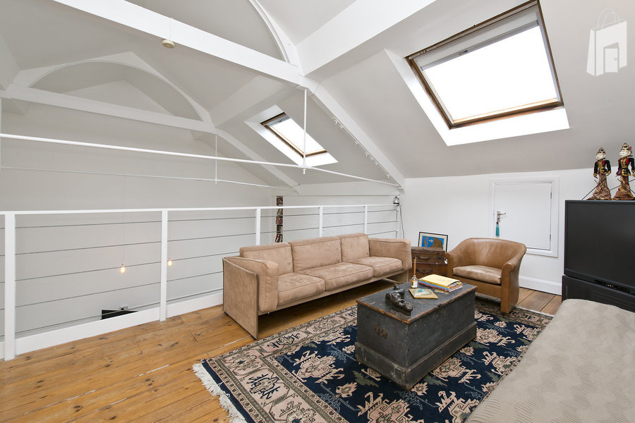 Unique Loft  Showroom