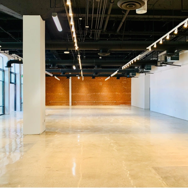 7,000 SF Hollywood Walk of Fame Pop-Up Space 