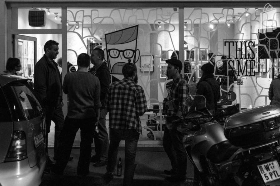 AUSSTELLEN IN REINDORF