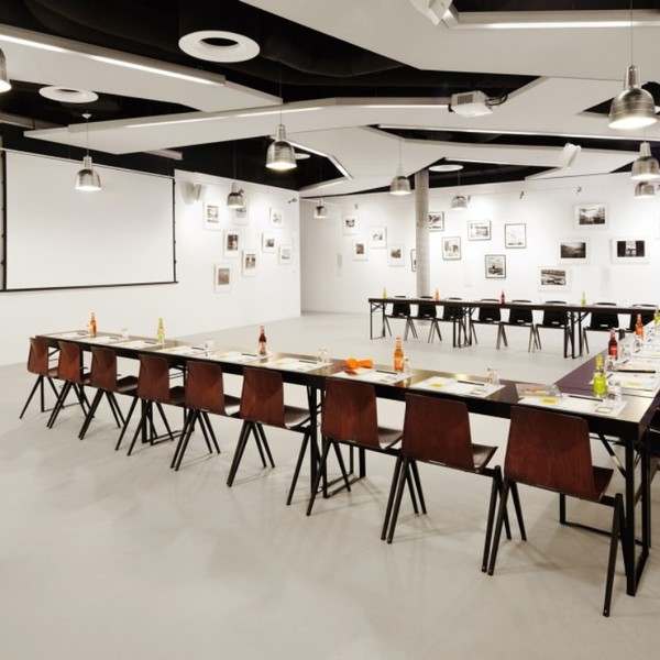 space available @ 25hours Hotel in Hamburg