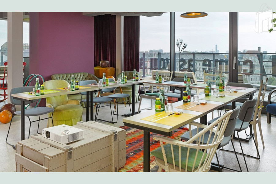 KLEINER DACHBODEN / LOFT