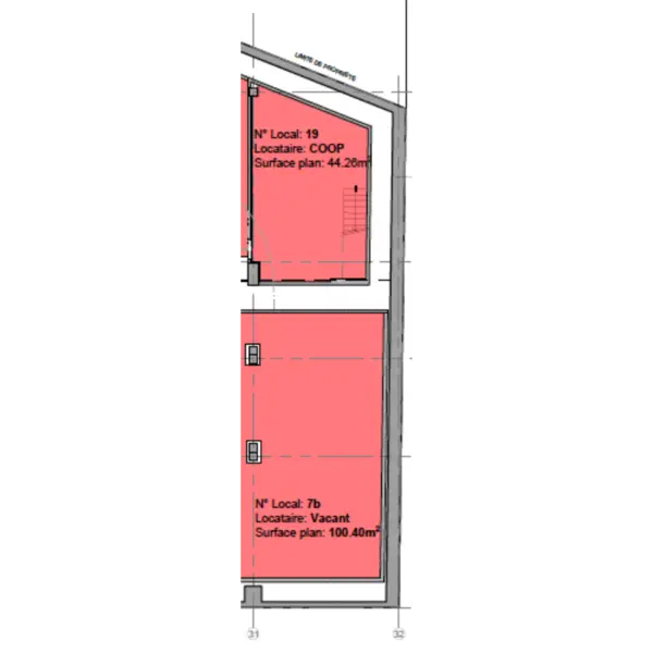 Flooded with light Gallery Space in Place de Jargonnant