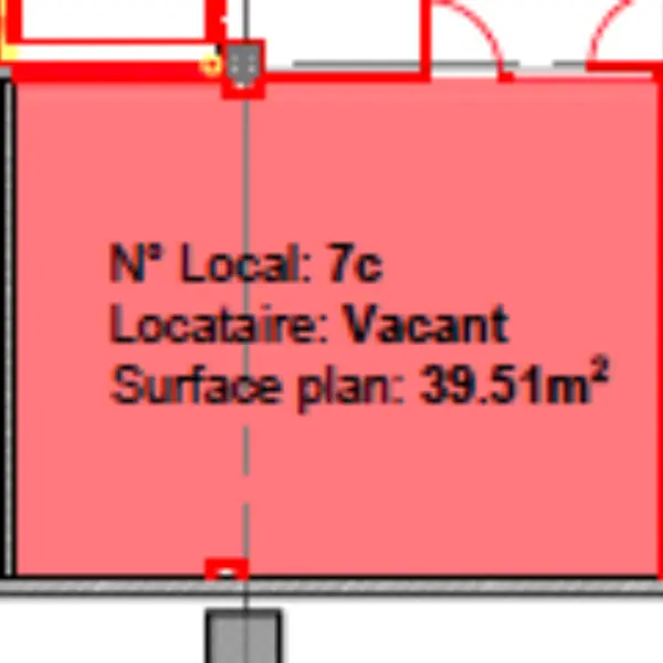 Inviting Store in Centre Commercial