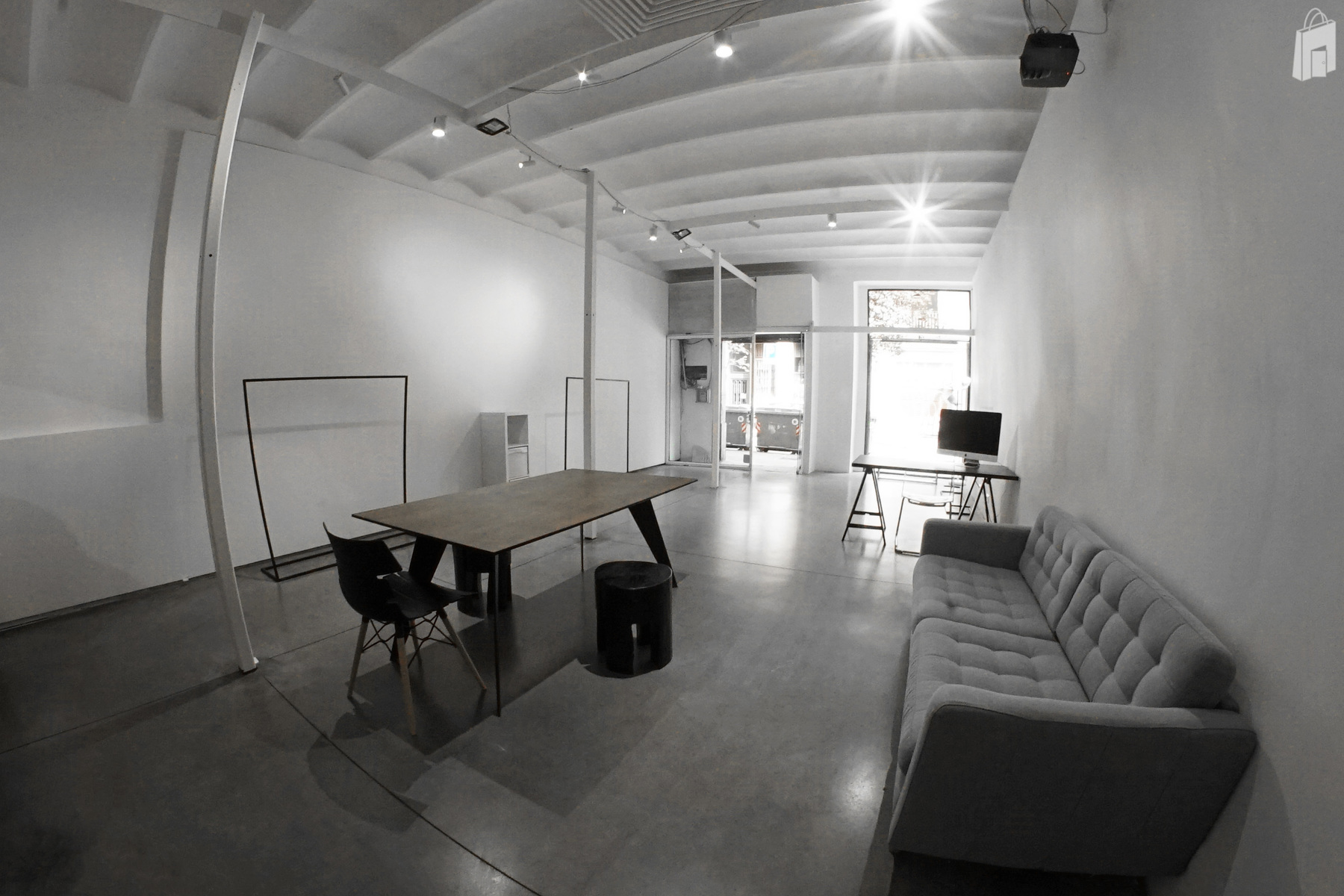 The interior is pretty spacy and lighty