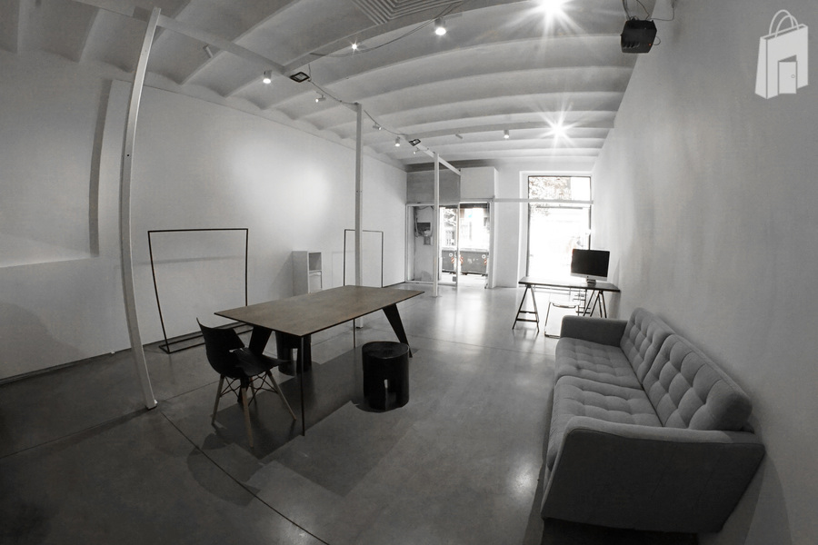 The interior is pretty spacy and lighty