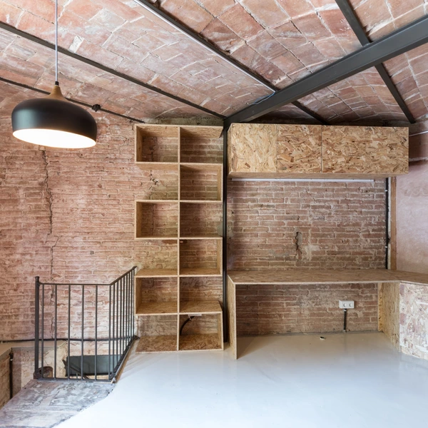 PuntDou "Pintor Fortuny" Industrial, raw, authentic and convivial 