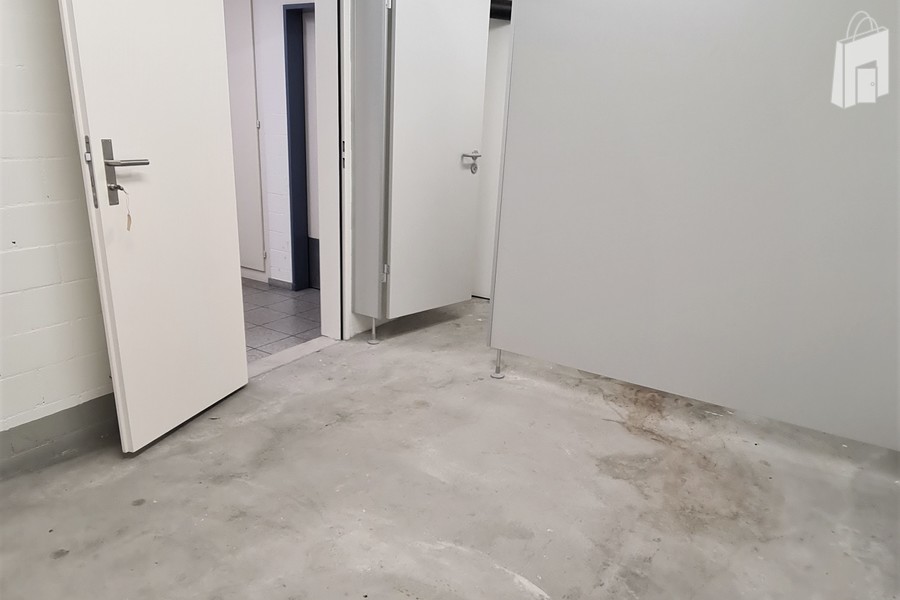 Nasszelle/WC/Umkleide im UG