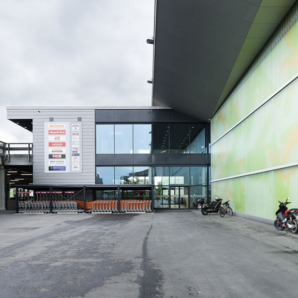 Centre Brügg | Aussen-Promotionsfläche, 264 m2