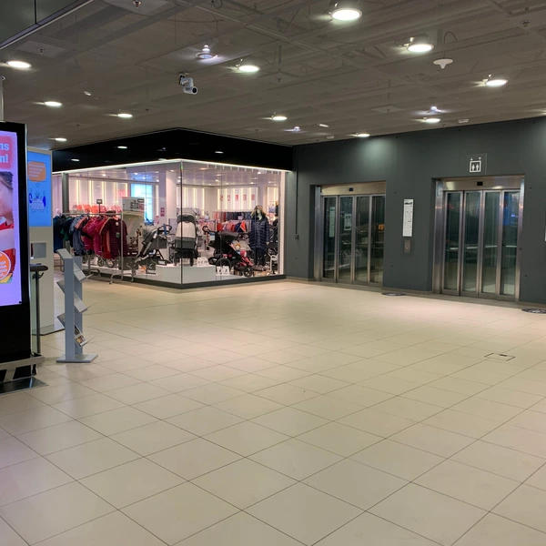 Zentrum Oberland | Mall-Promotionsfläche Nr. 6 | Erdgeschoss