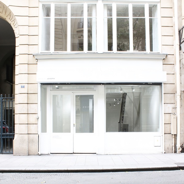 Elegant Gallery in the Lively District of Montorguel, Paris - Bachaumont