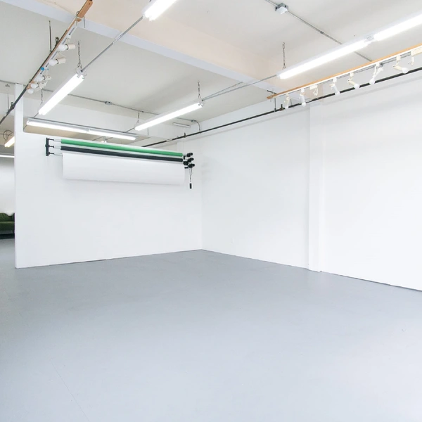 Sun Drenched Airy Minimalist Photography Studio